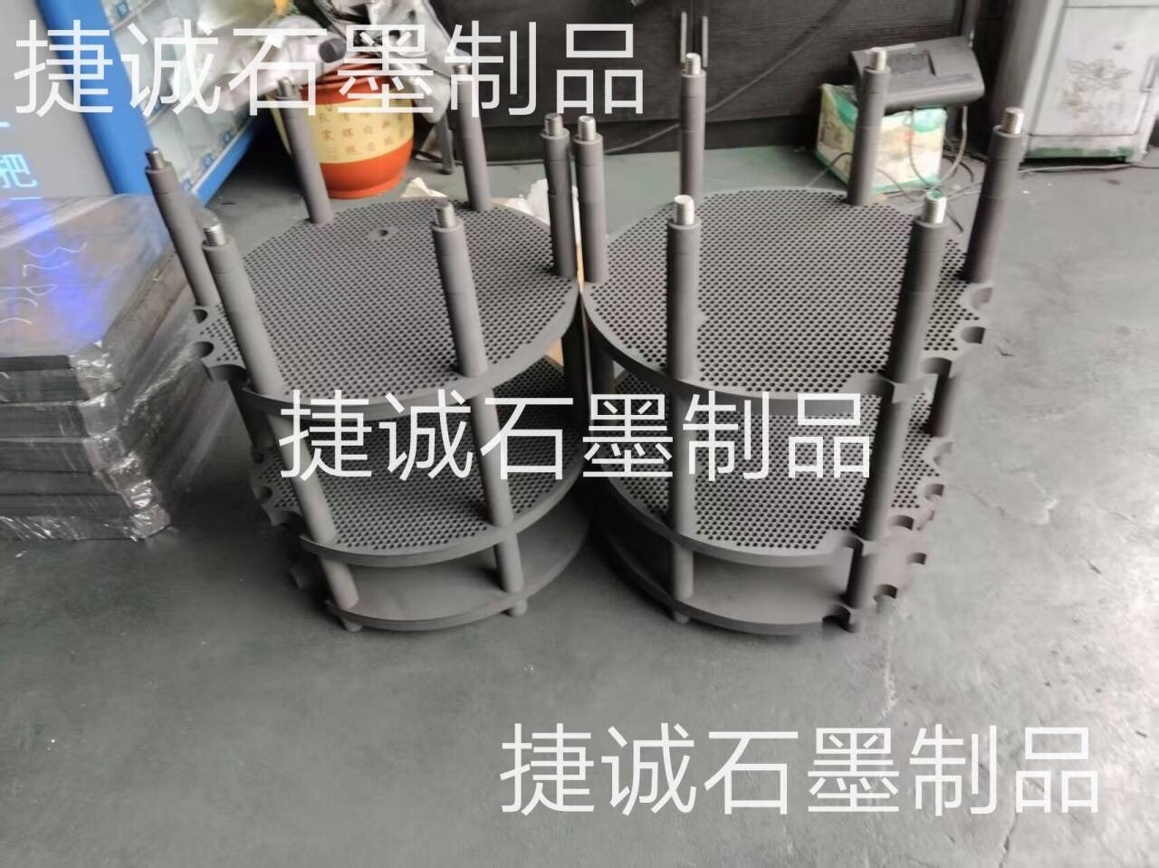 硬質(zhì)合金石墨盤，石墨盤，刀具燒結(jié)石墨盤，石墨盤加工，銅管燒結(jié)石墨盤，燒結(jié)石墨盤，石墨盤加工廠，石墨盤生產(chǎn)廠家